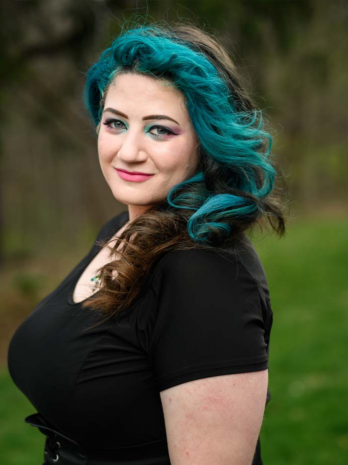 Philosophi Salon Columbus Stylist - Carmela
